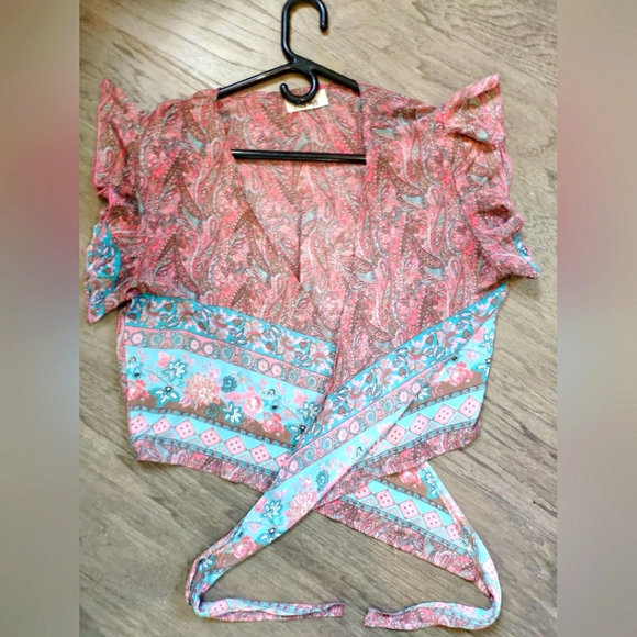 Cute Silky Top - Picture 3 of 3